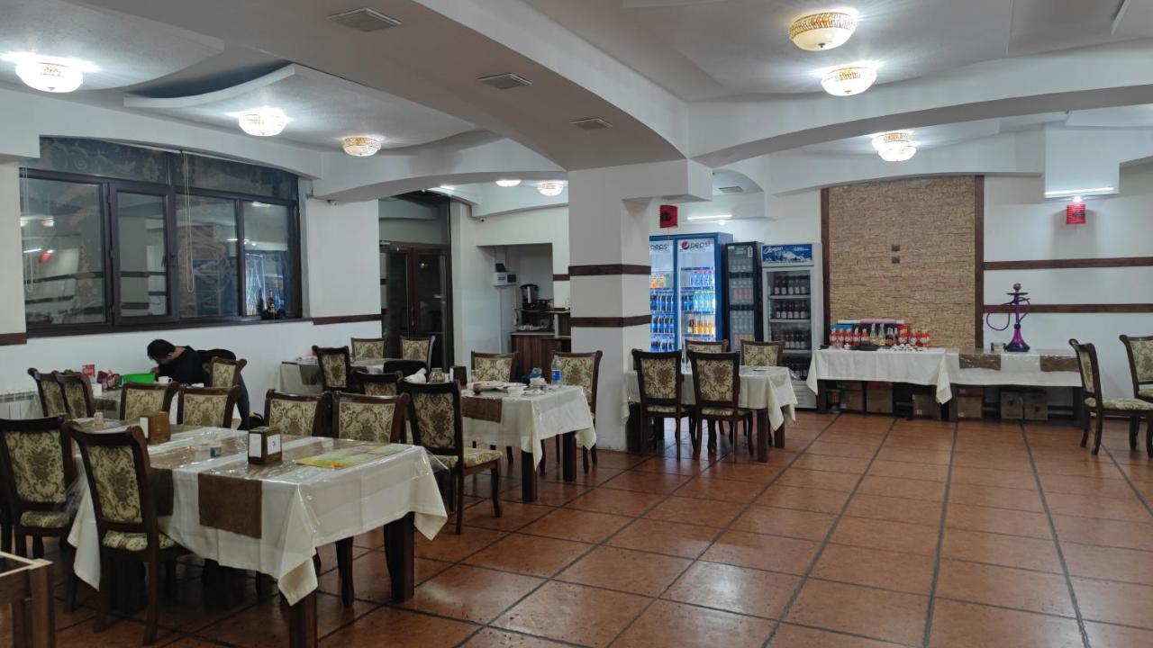 Bishkek Villa Hotel Bagian luar foto